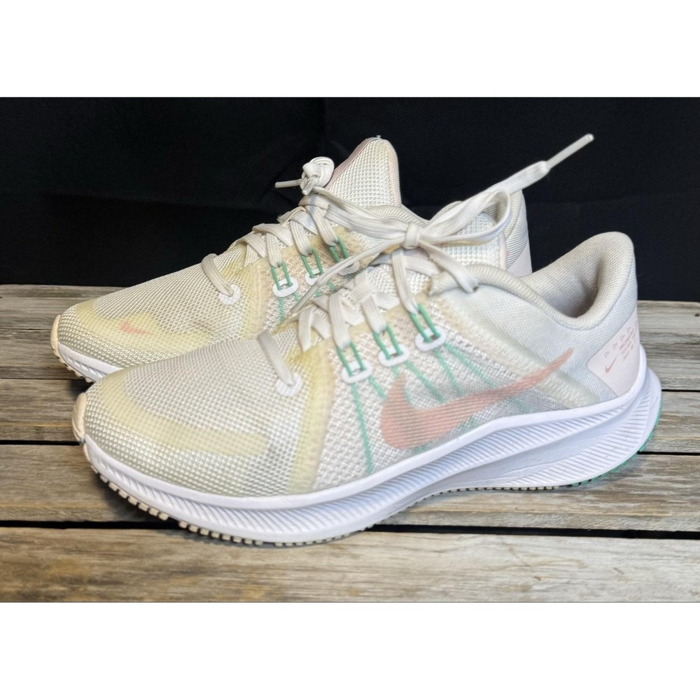 Nike Quest 5 Running Shoes Womens Size 5.5 White Mesh Sneakers DA1106-105
